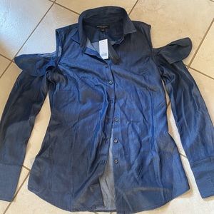 Banana Republic Ruffled off shoulder long sleeves